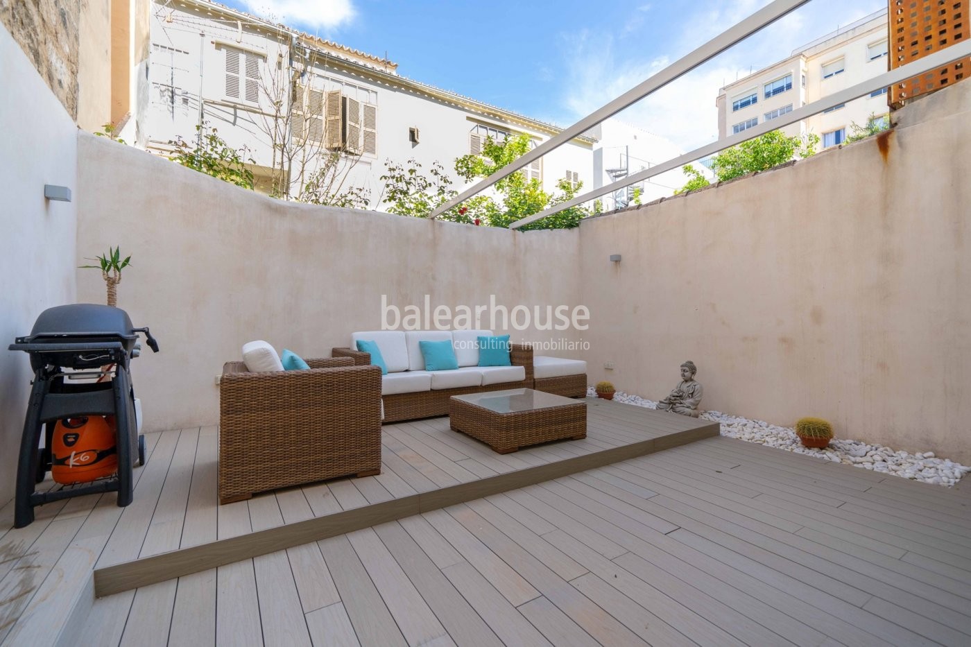 Bonita planta baja con gran terraza en el codiciado barrio de Santa Catalina de Palma