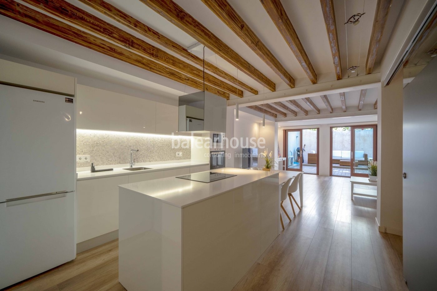 Wunderschöne Erdgeschosswohnung mit grosser Terrasse im begehrten Viertel Santa Catalina in Palma