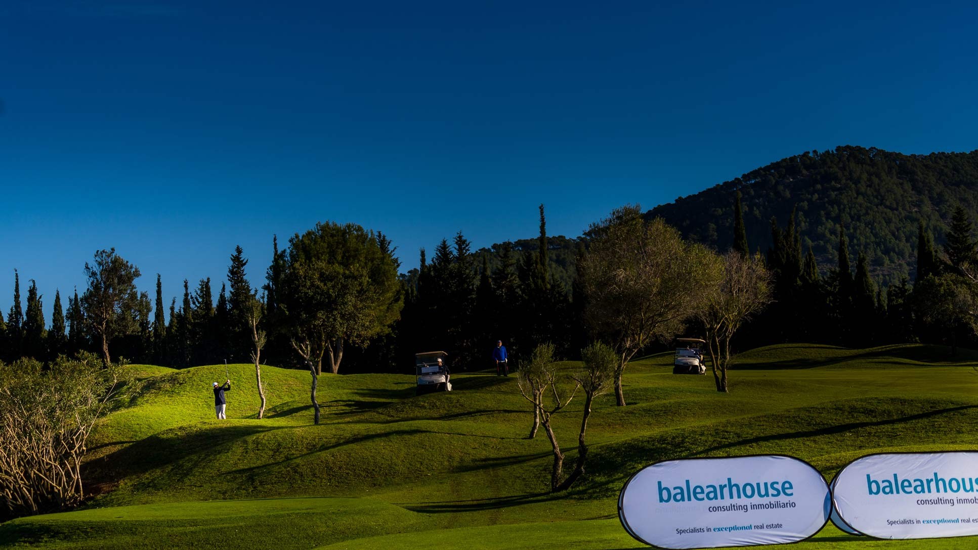 Balearhouse con la VI edición del Torneo de Golf Olazábal & Nadal Invitational by Pula Golf Resort donde deporte y gastronomía se unen con fines benéficos.