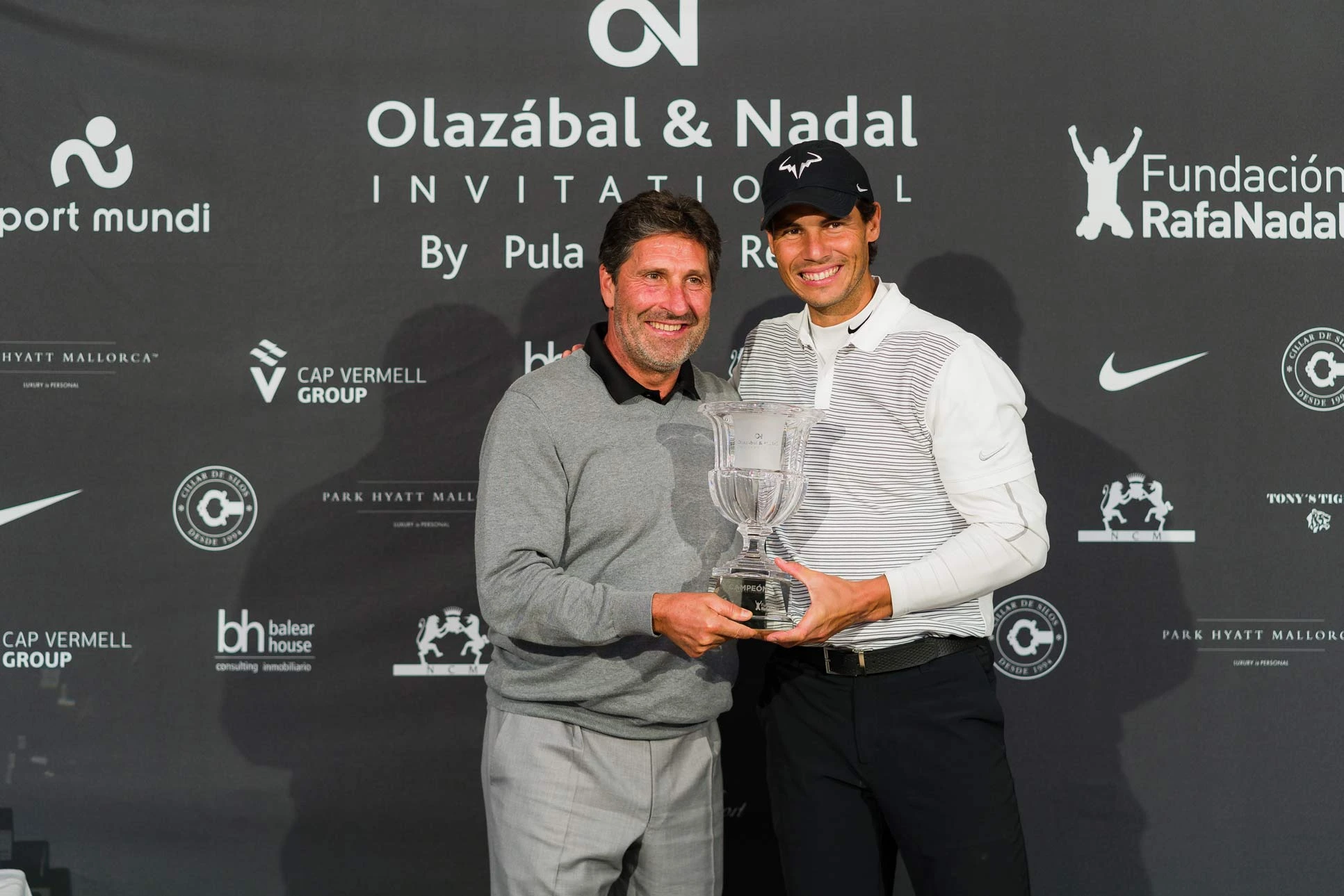 Balearhouse con la VI edición del Torneo de Golf Olazábal & Nadal Invitational by Pula Golf Resort donde deporte y gastronomía se unen con fines benéficos.