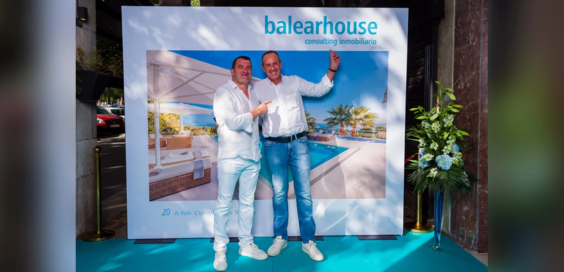 Excelente inauguración de las nuevas oficinas de Balearhouse en el Paseo Mallorca