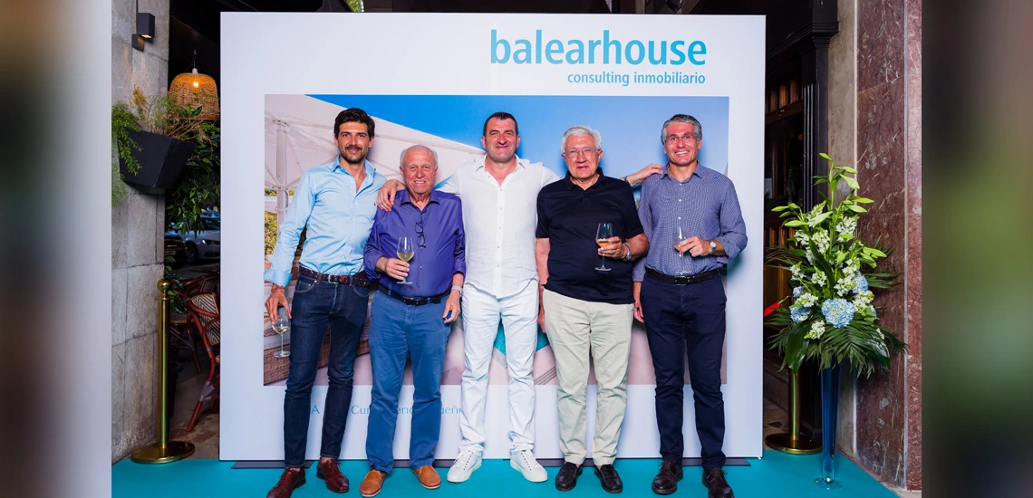 Excelente inauguración de las nuevas oficinas de Balearhouse en el Paseo Mallorca