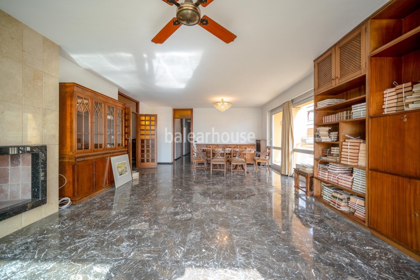 Fantastische Wohnung im Zentrum von Palma mit Terrasse und exzellentem unverbautem Meerblick