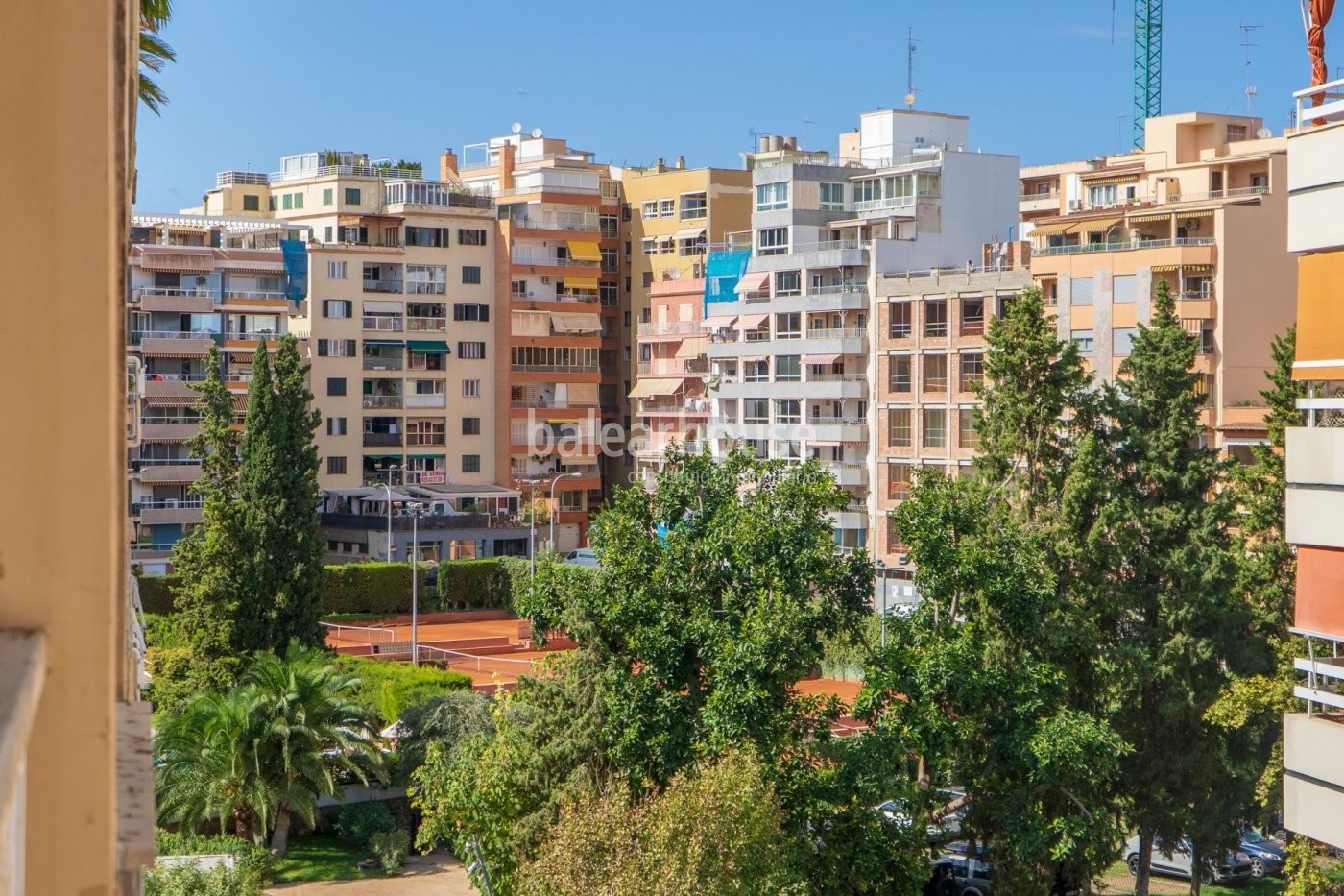 Fantastische Wohnung im Zentrum von Palma mit Terrasse und exzellentem unverbautem Meerblick