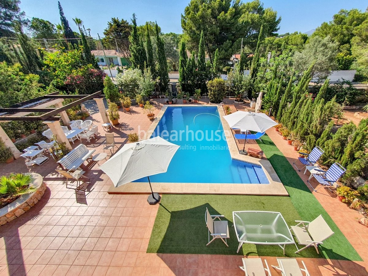 Traditional style villa very close to the Club Nautico in Santa Ponsa