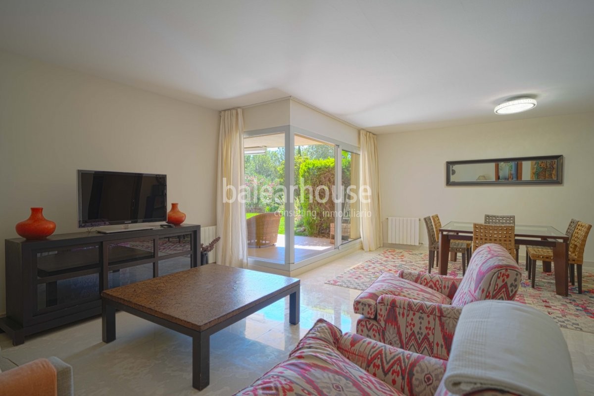Bright and spacious ground floor apartment with private garden in the stunning Sol de Mallorca area.
