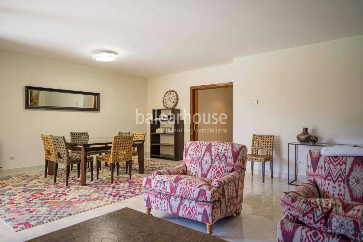 Bright and spacious ground floor apartment with private garden in the stunning Sol de Mallorca area.