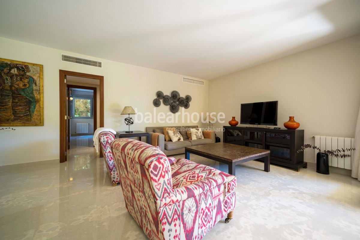 Bright and spacious ground floor apartment with private garden in the stunning Sol de Mallorca area.