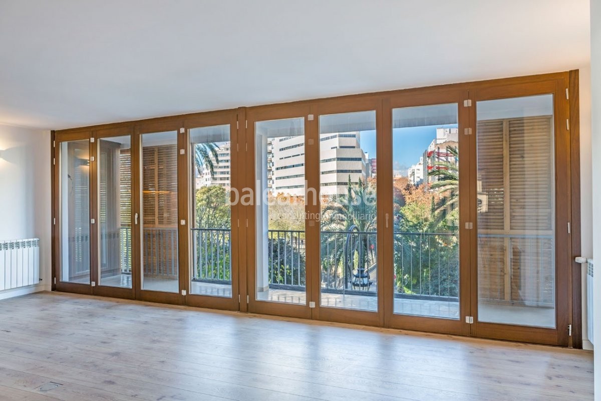 Magnífico piso con interiores reformados, amplios y actuales que miran al vibrante Paseo Mallorca