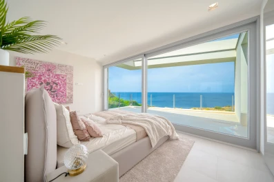 Properties with sea view in Mallorca