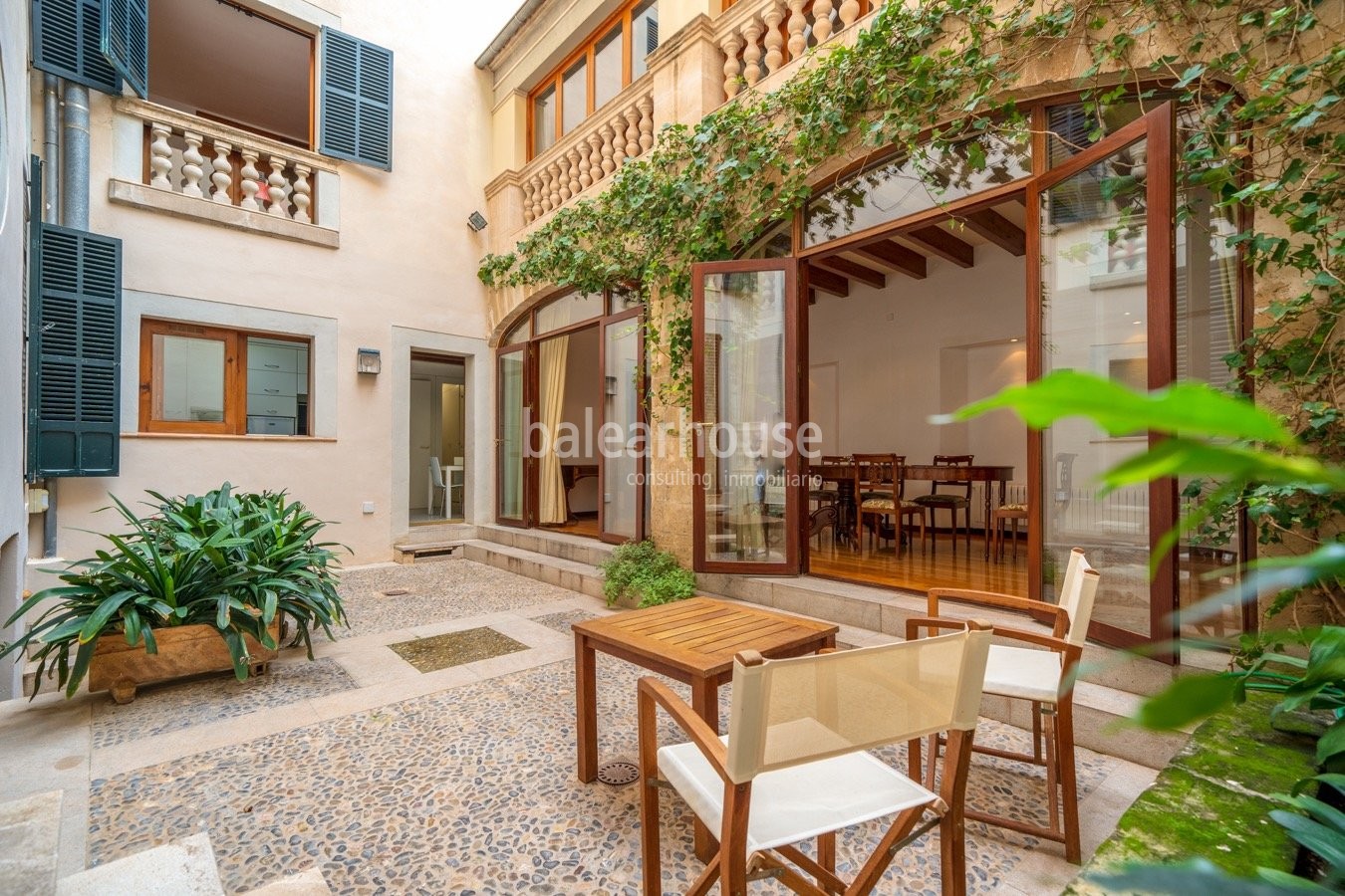 Gran casa en el centro histórico de Palma unión de tradición y máximo confort.