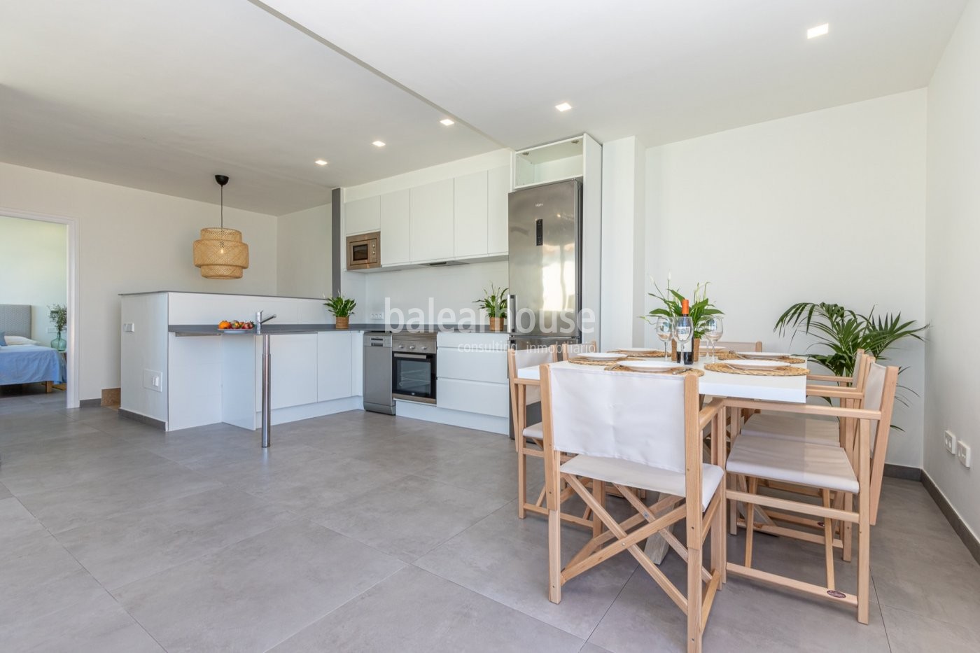 Excellent duplex penthouse with an unbeatable seafront location in Son Serra de Marina.