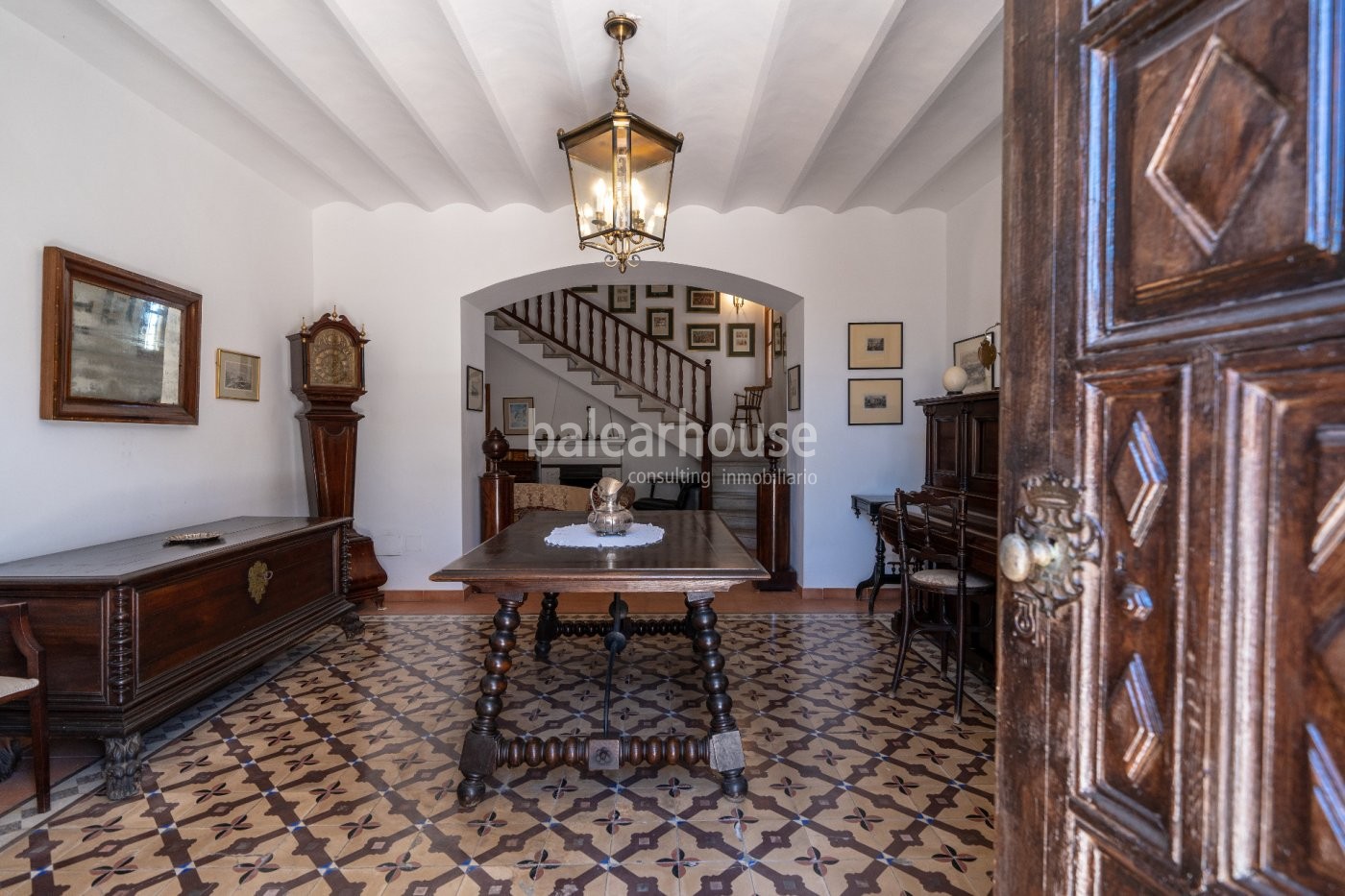 Casa señorial junto a zona verde muy cerca del centro de Palma