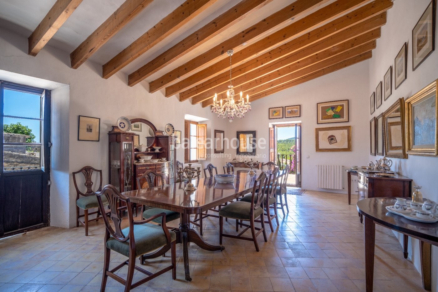 Casa señorial junto a zona verde muy cerca del centro de Palma