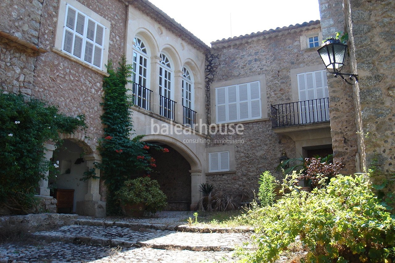 Unique and absolute private finca mansion within the Sierra de Tramuntana