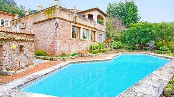 Unique and absolute private finca mansion within the Sierra de Tramuntana
