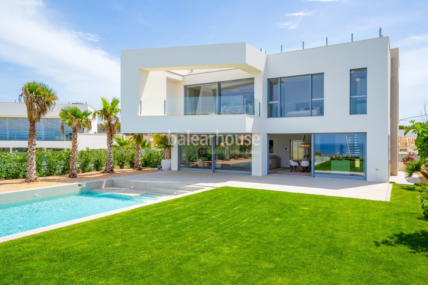 Newly built designer villa on the seafront very close to Port Adriano