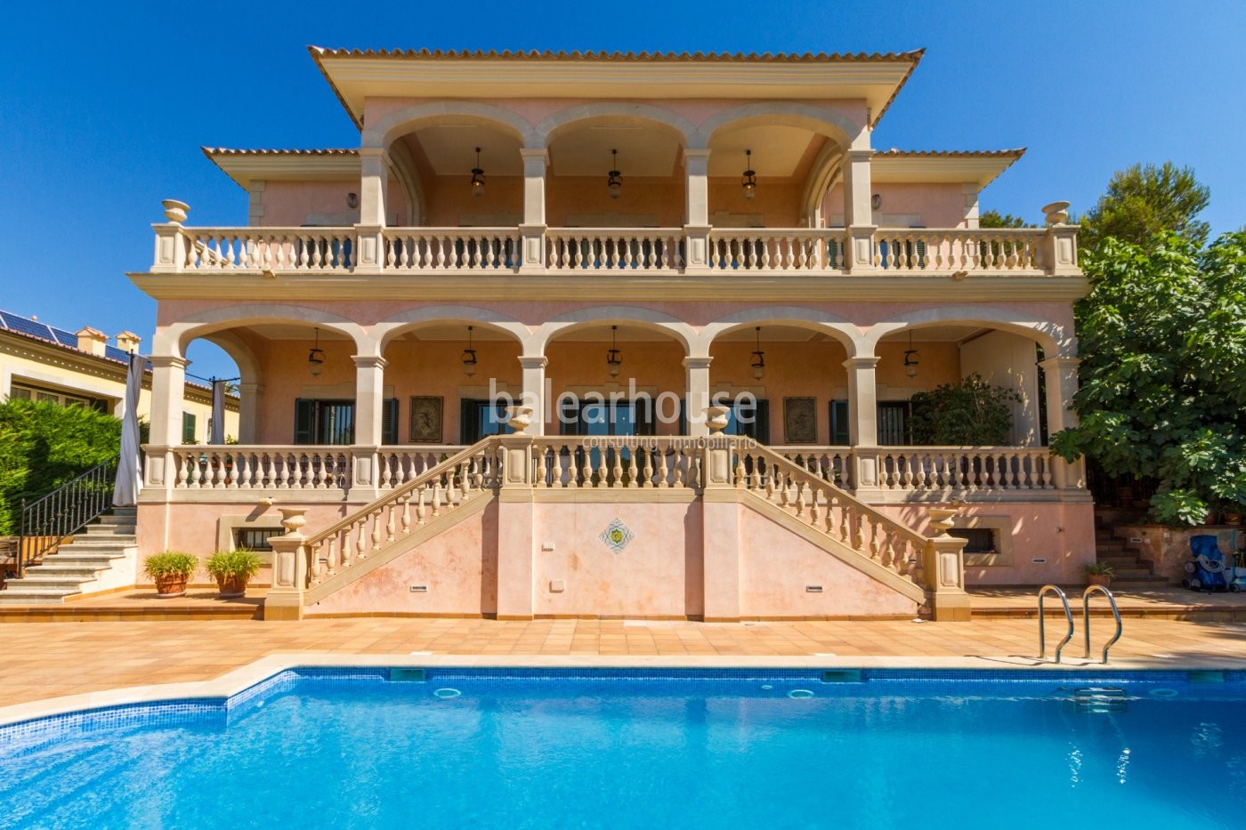 Start your day always with the sound of waves in this luxury sea frontline villa