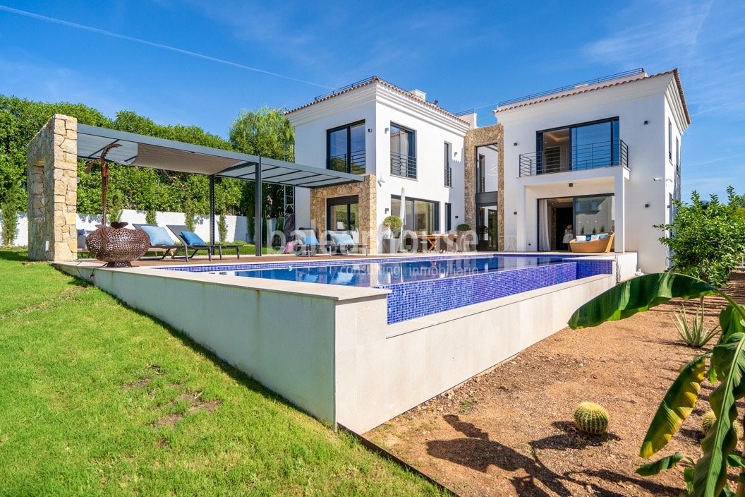 Elegant new build villa with beautiful sea views and relaxing outdoor spaces.