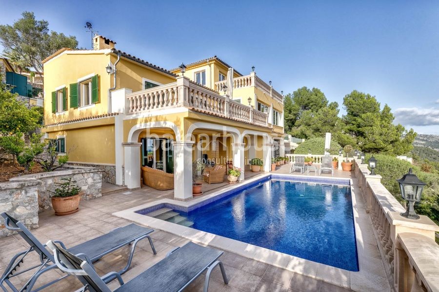 Fantástica Villa de lujo con vistas increíbles al pueblo y al mar en Calvia