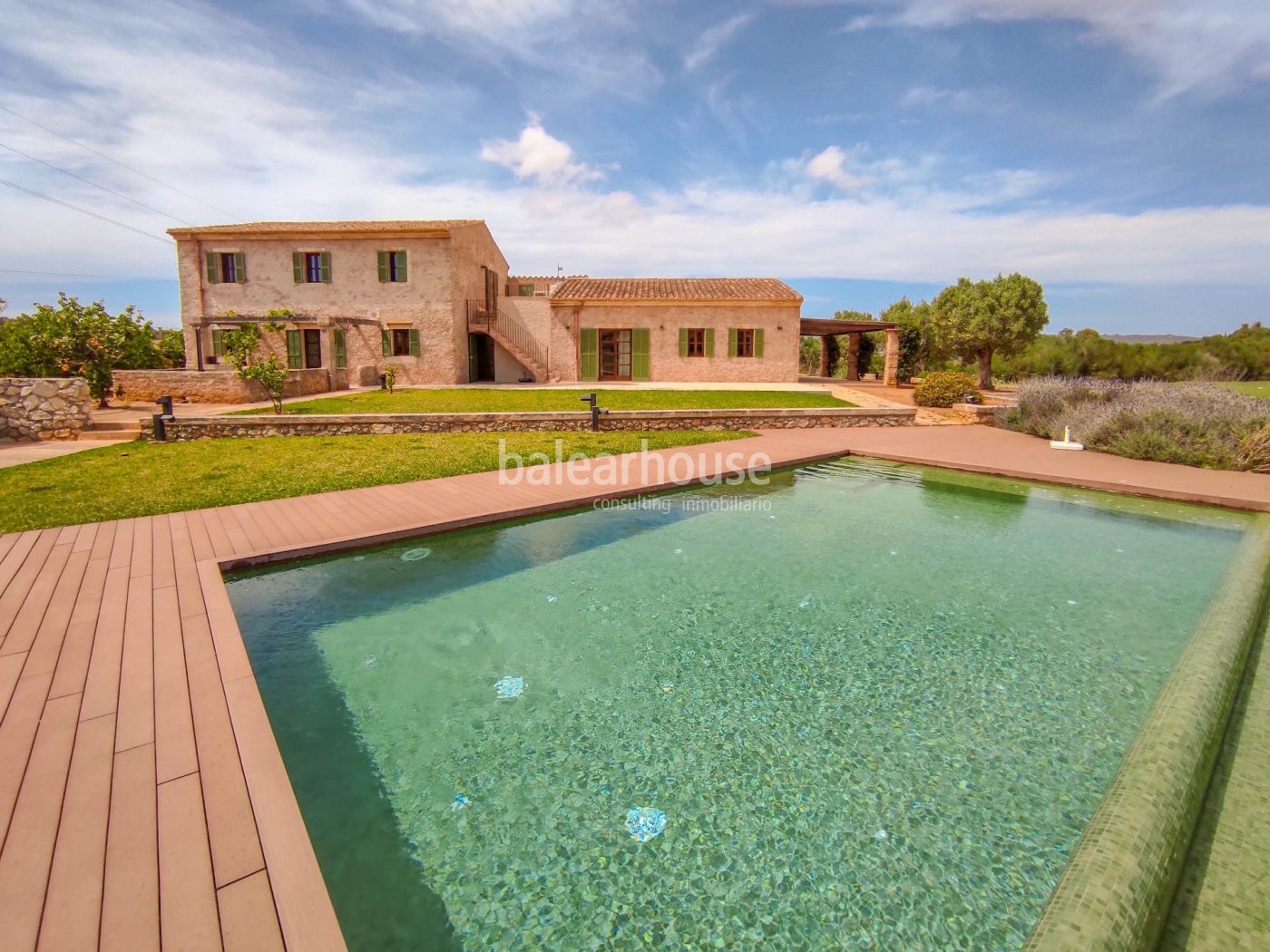 Beautifully renovated traditional farmhouse looking out onto the green valley in Artá.