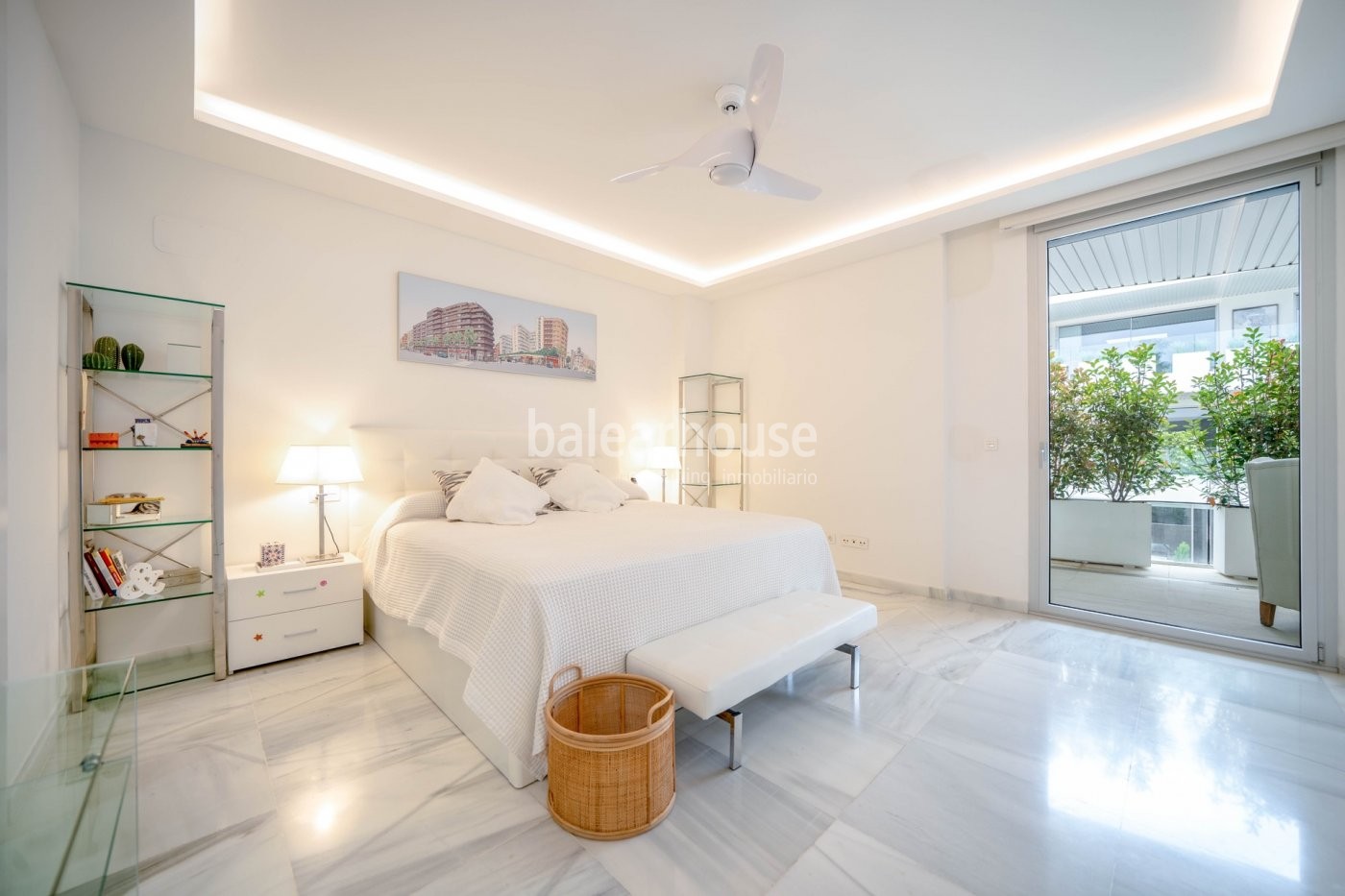 Espectacular ático en Palma orientado al sur, con altas calidades, gran solárium y piscina privados