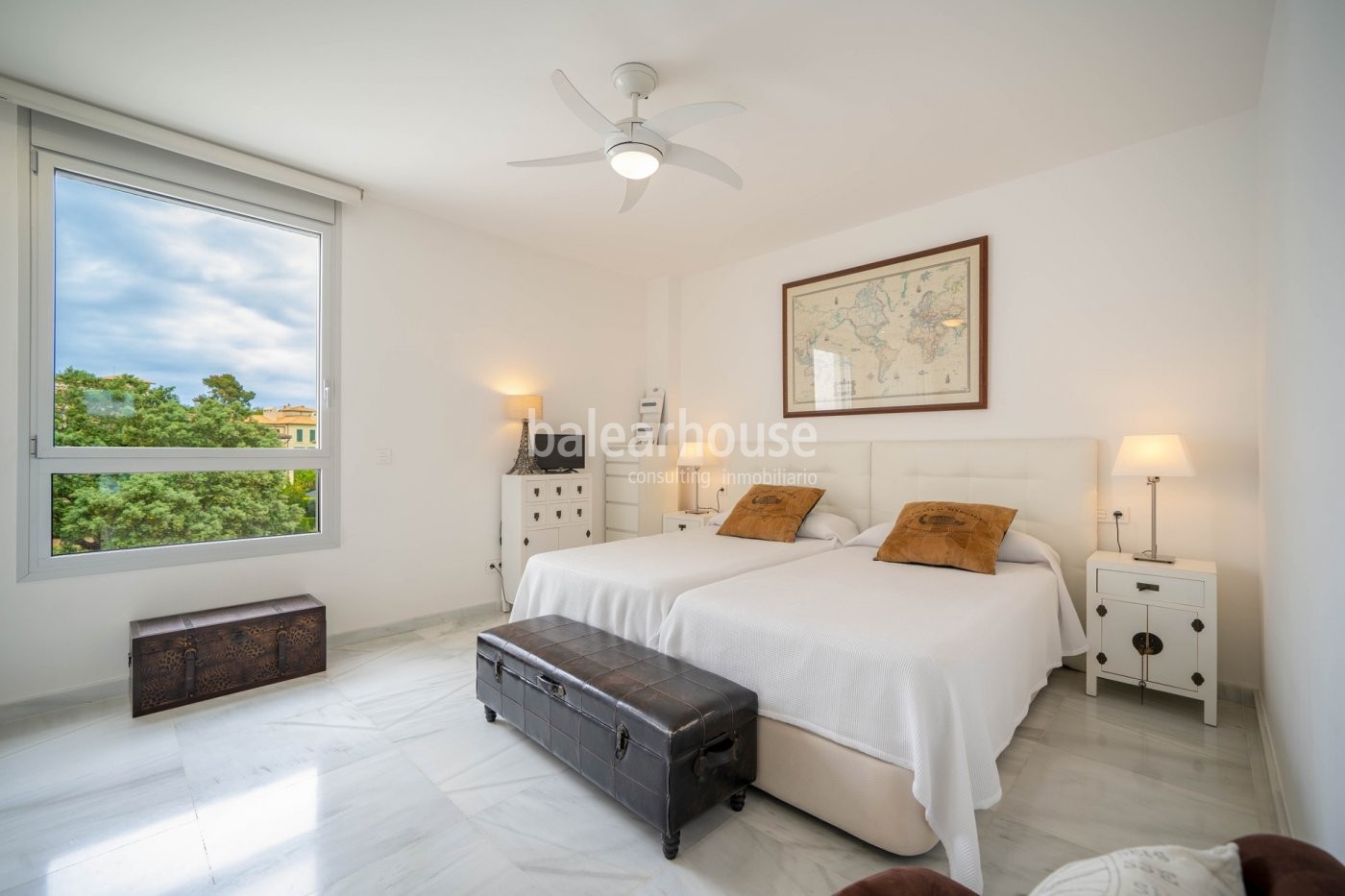 Espectacular ático en Palma orientado al sur, con altas calidades, gran solárium y piscina privados