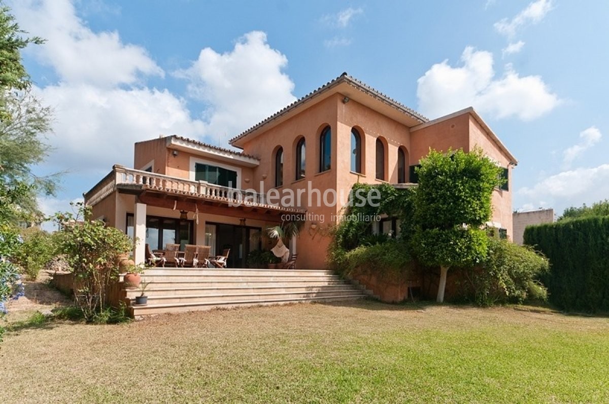 Warm and traditional Villa in the countryside of Mallorca in Establiments