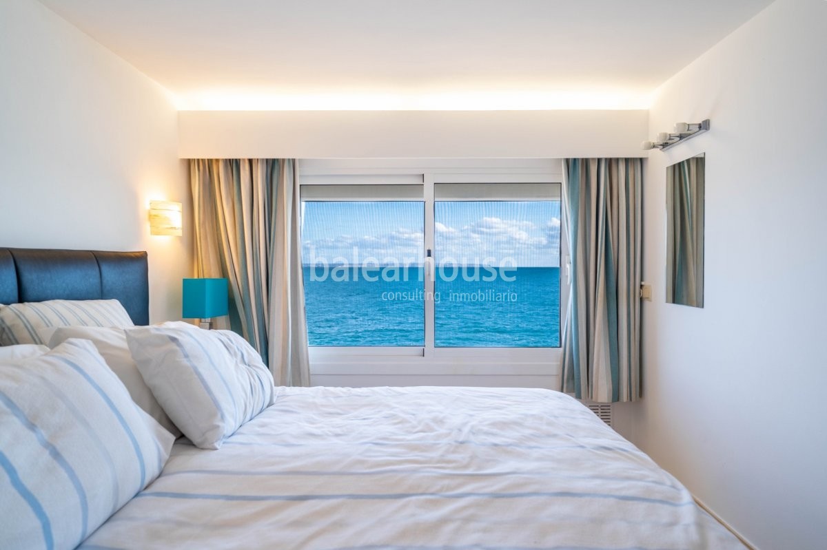 Orientación sur y acceso directo al mar desde esta planta baja con vistas de postal al bello paisaje