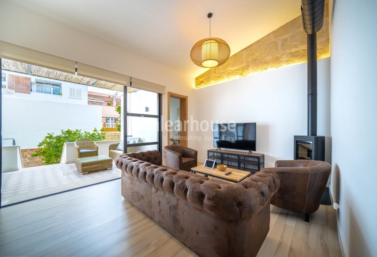 Casa de diseño actual a estrenar en el centro de Palma con piscina, terrazas y licencia turística