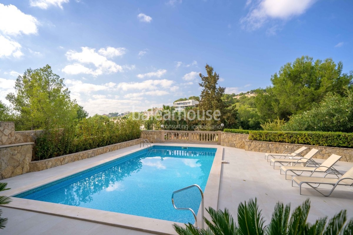 Luminoso y amplio piso con todas las comodidades y vistas al mar en Cas Catalá.