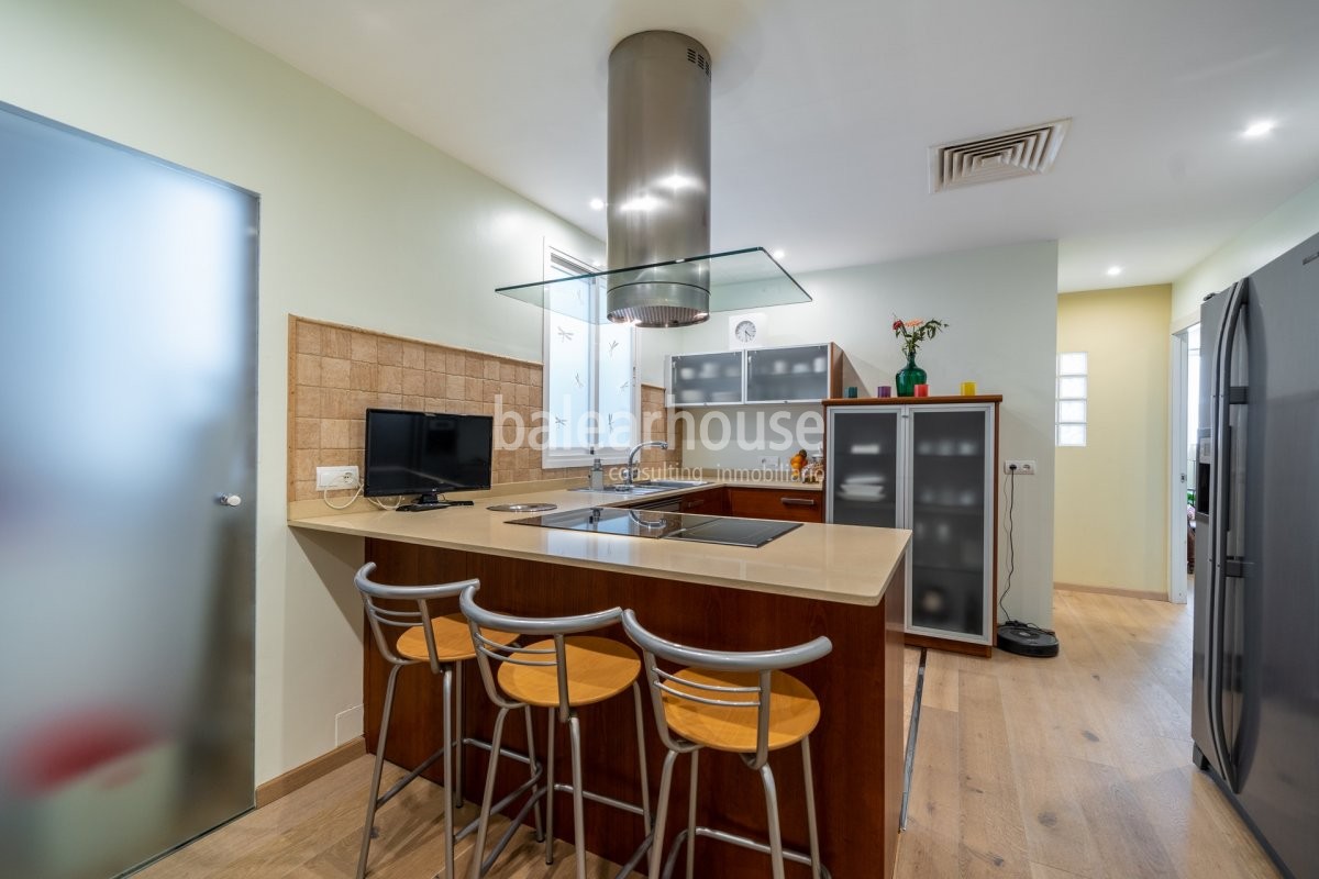 Innenausstattung, die den ganzen Glanz des Paseo Mallorca in dieser eleganten Wohnung widerspiegelt