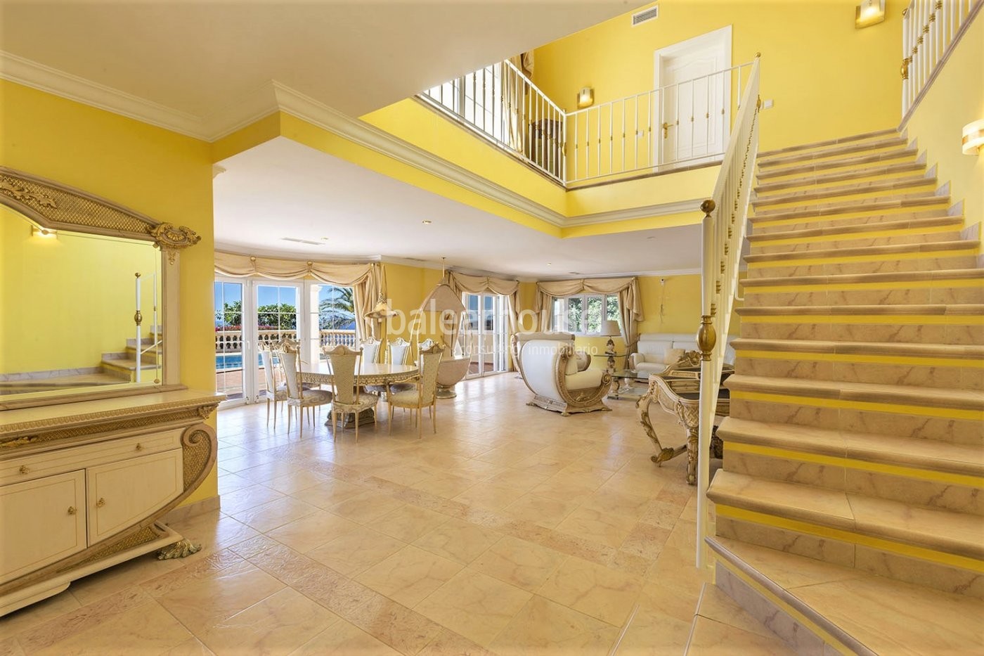 Villa de estilo mediterraneo con vistas espectaculares al mar y al paisaje en Santa Ponsa