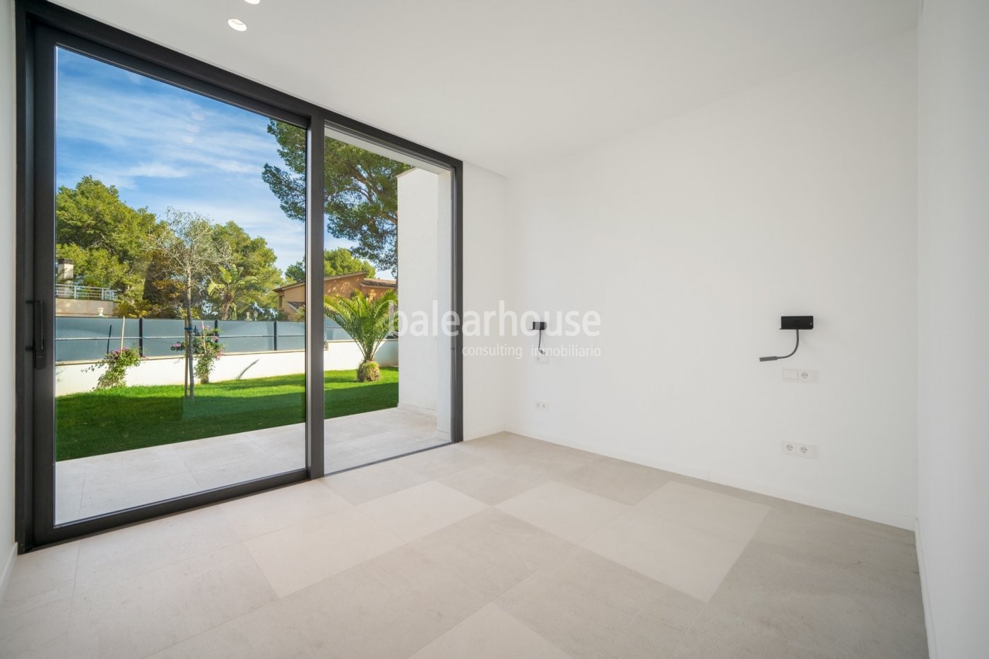 Design and light-filled spaces in this newly built villa with sea views in Cas Catalá.