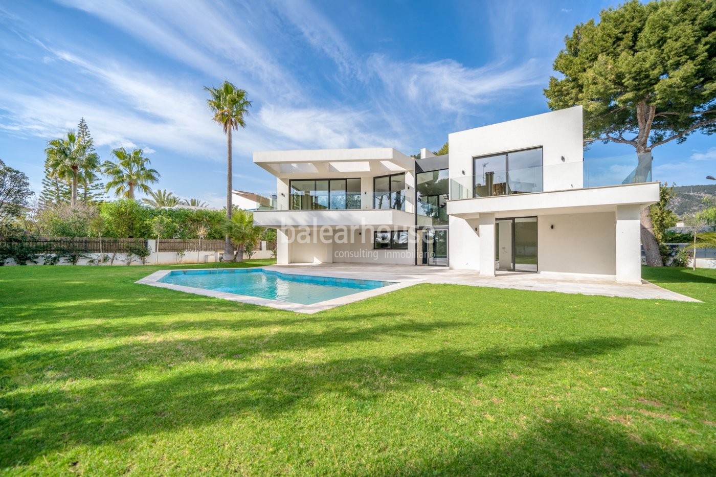 Design and light-filled spaces in this newly built villa with sea views in Cas Catalá.