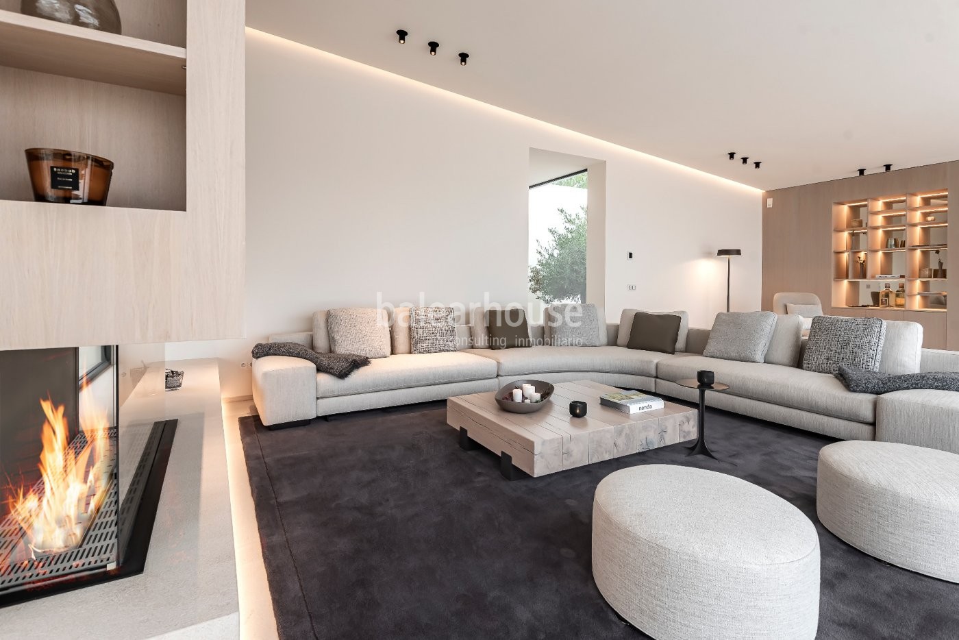 Spektakuläre neu fertiggestellte Designervilla mit wunderschönem Meerblick