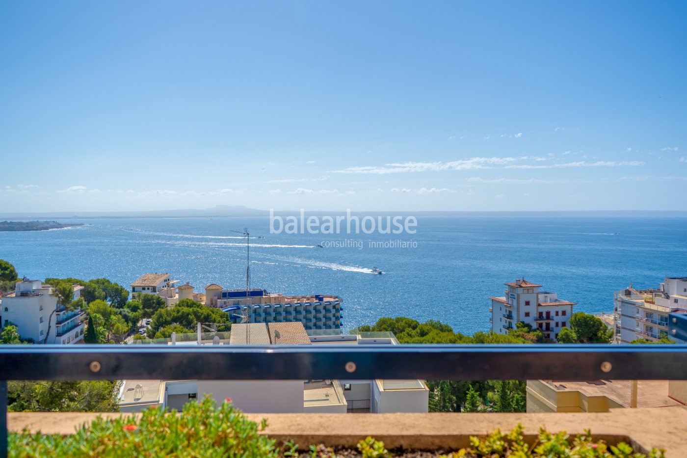 Apartamento con gran terraza y vistas espectaculares al mar en Illetas