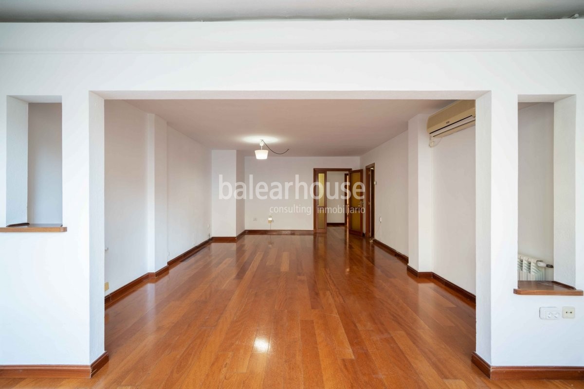 Confortable y amplio piso con una magnífica ubicación junto al Paseo Mallorca de Palma.