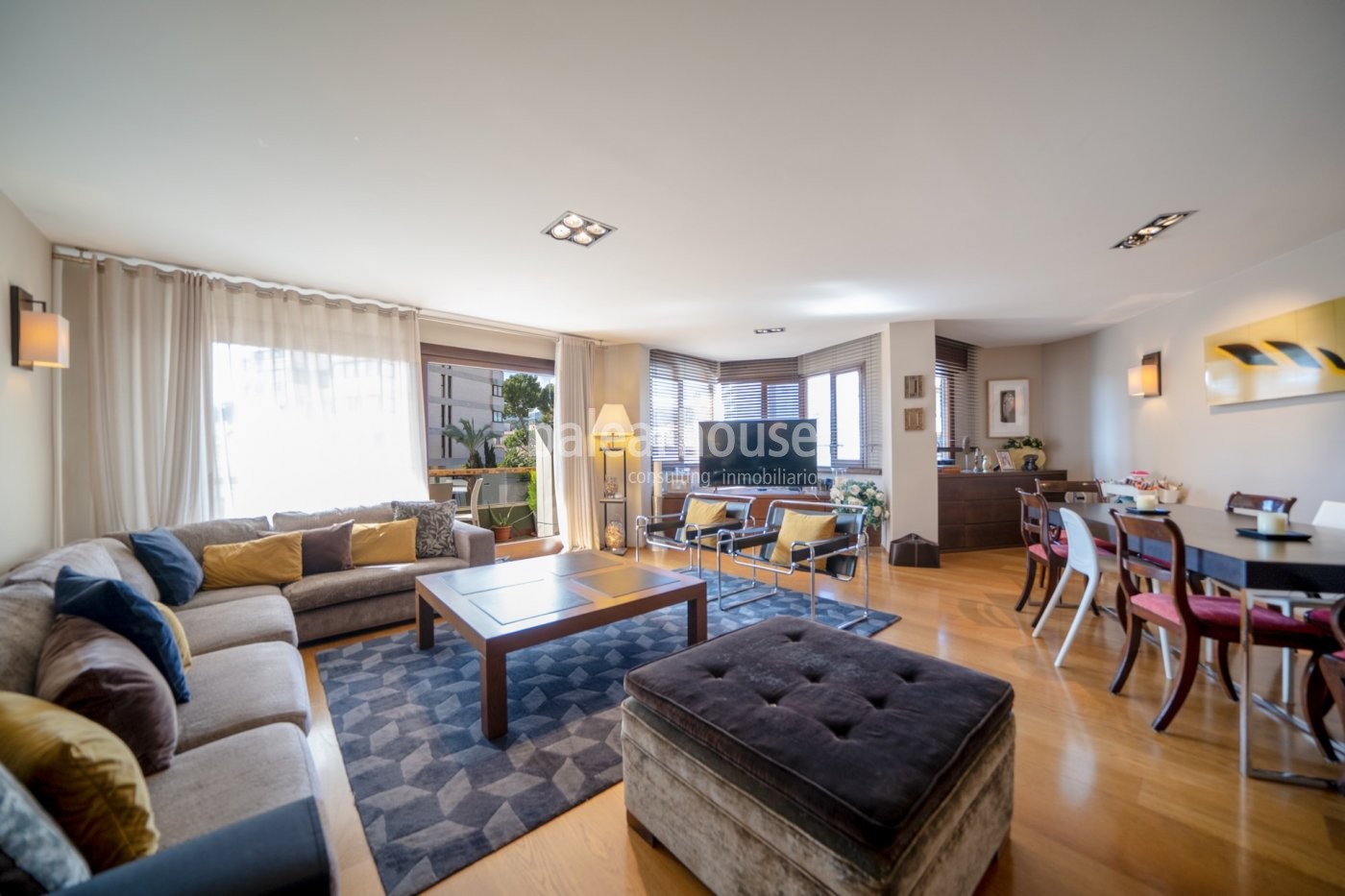 Great flat full of light, high quality and comfort in the quiet area of Son Armadans in Palma.