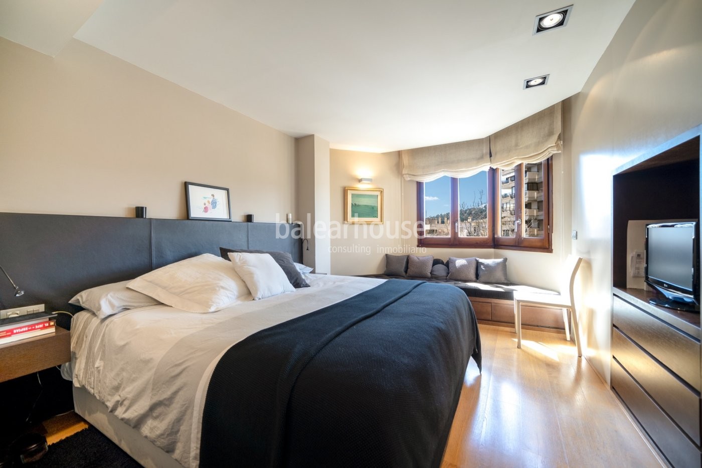 Great flat full of light, high quality and comfort in the quiet area of Son Armadans in Palma.