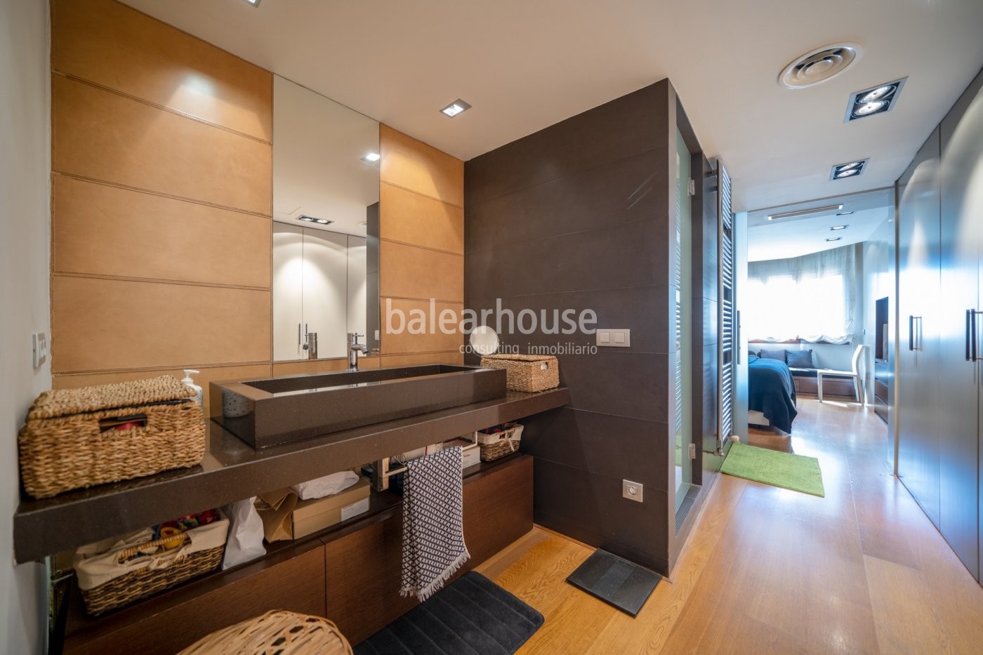 Great flat full of light, high quality and comfort in the quiet area of Son Armadans in Palma.