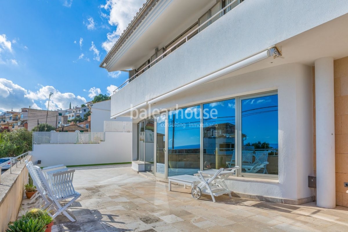 Oasis único de bienestar con vistas al mar desde este precioso chalet en Génova.