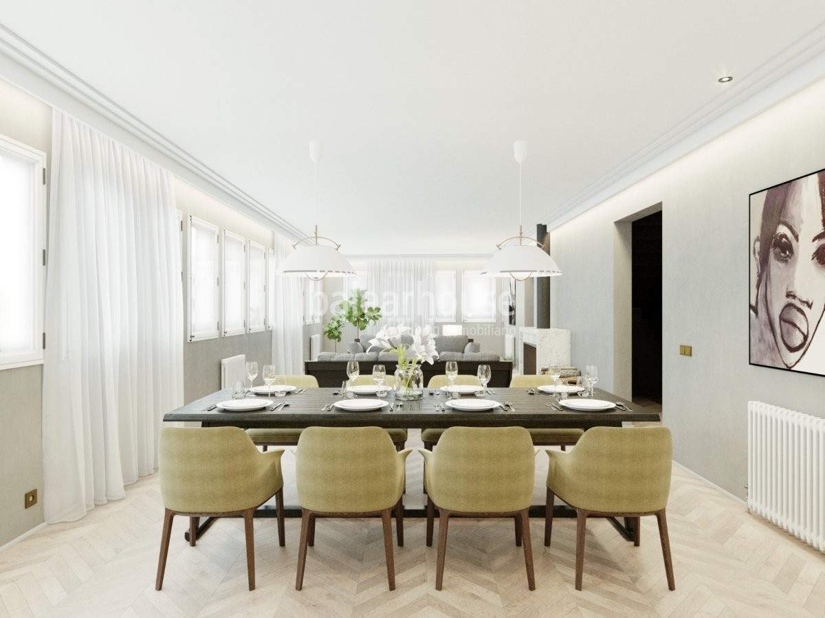 Ático dúplex lleno de elegancia contemporánea y luz en el centro histórico de Palma