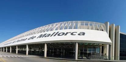 AEROPUERTO DE PALMA DE MALLORCA: UN MODERNO AEROPUERTO QUE OCUPA EL TERCER PUESTO EN LOS MÁS TRANSITADOS DE ESPAÑA.