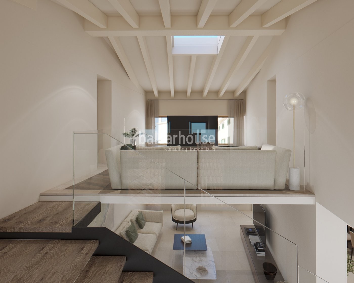 Elegant duplex flat in historic palace in the old town of Palma.