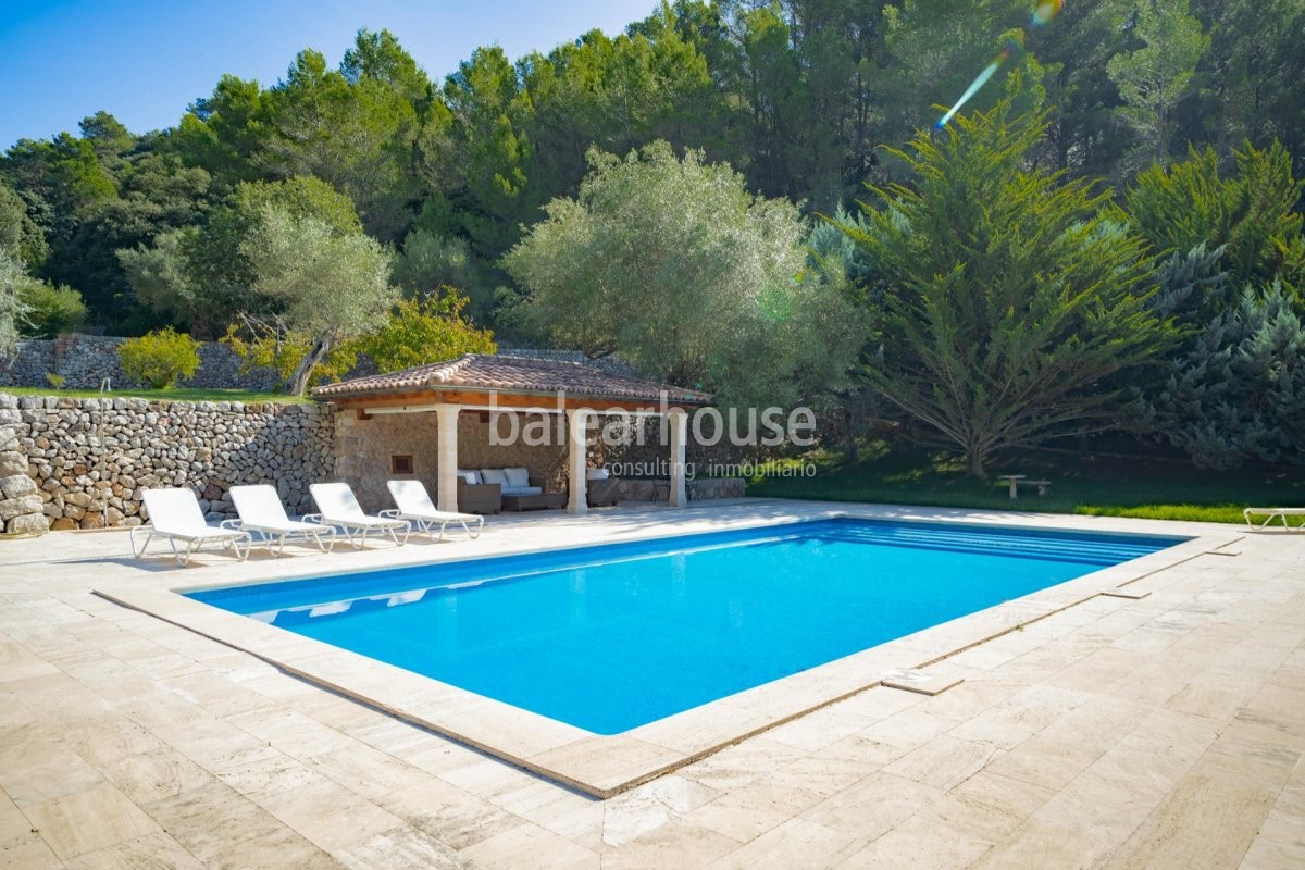 Spectacular estate in the Sierra de Tramuntana for lovers of luxury, comfort and nature.