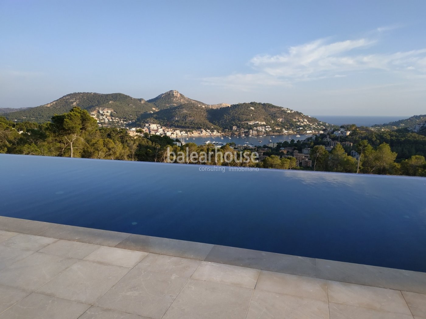 Exceptional finca with views of the sea and Puerto de Andratx