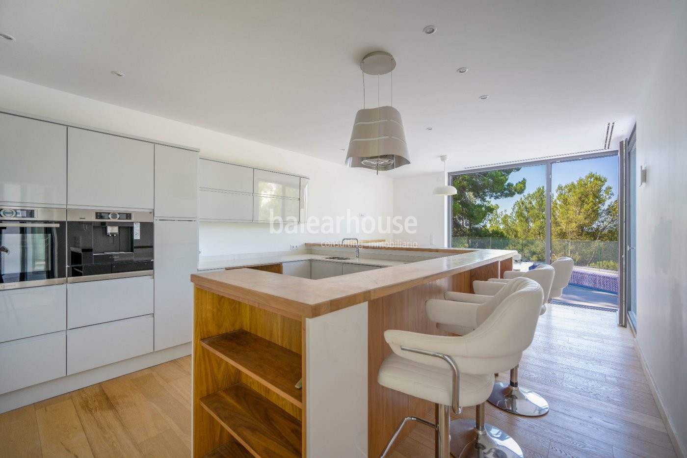 Spectacular designer villa in Cas Catala