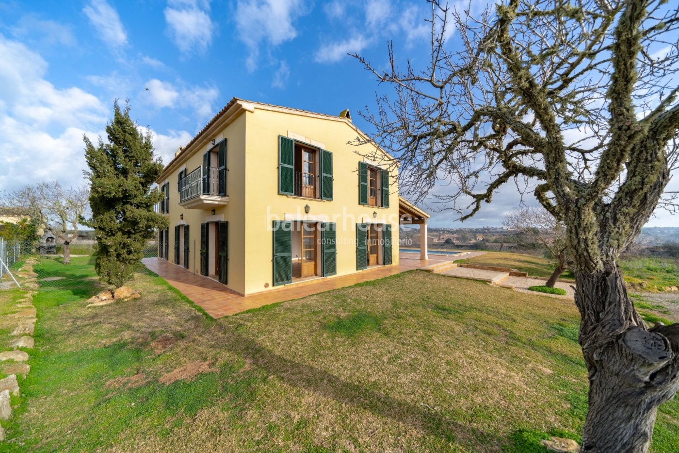 Extensa finca rústica en Santanyí, pura esencia rural renovada muy cerca de espectaculares playas.