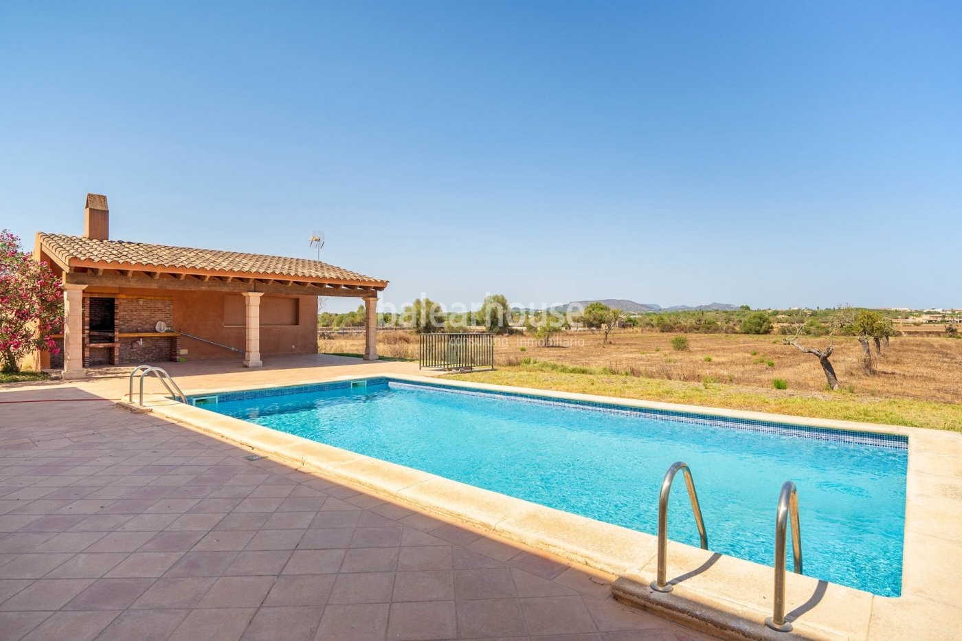 Magnífica finca rústica con todas las comodidades en el privilegiado entorno natural de Santanyí